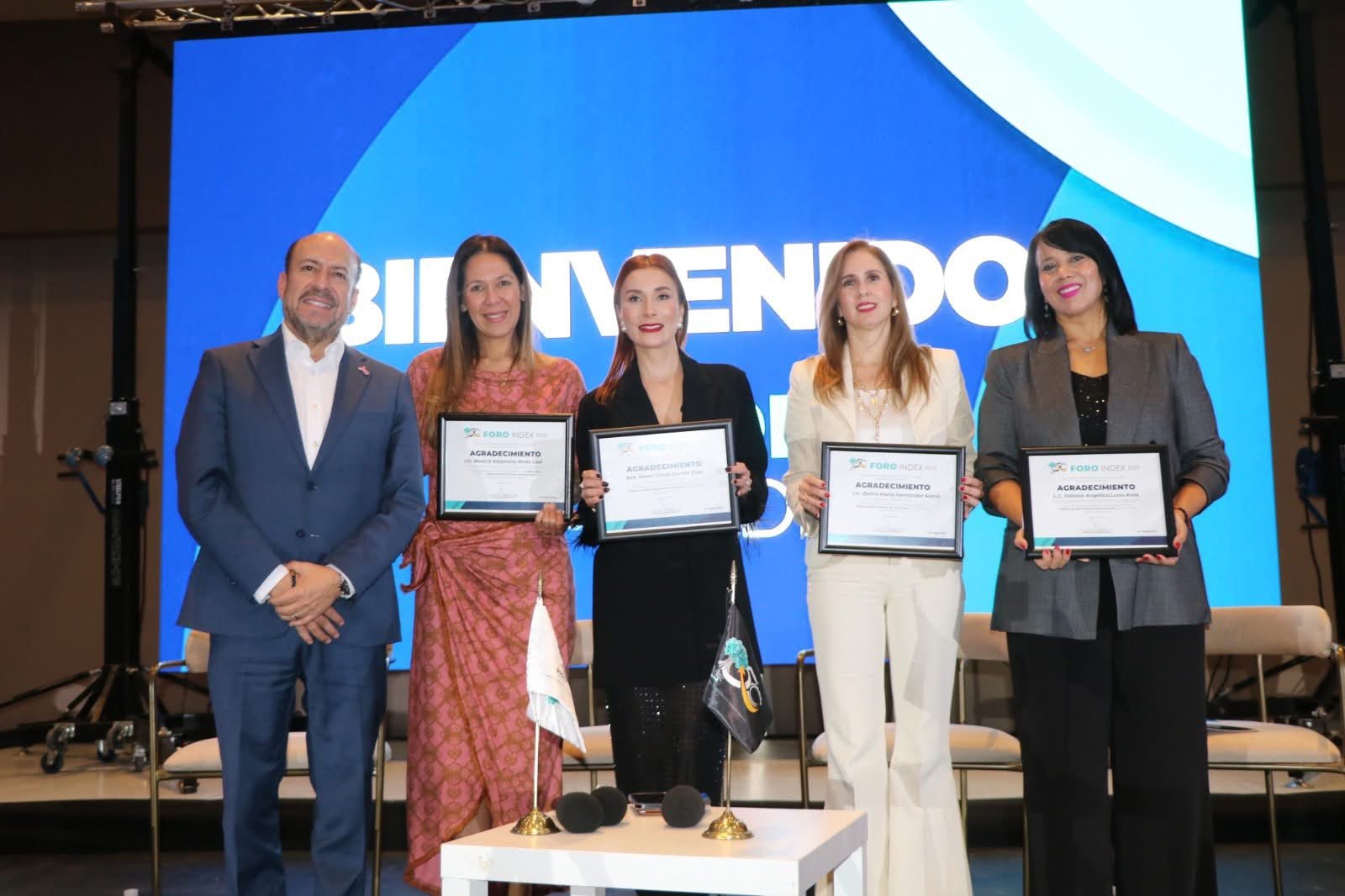 Reconocimientos en el evento 2025